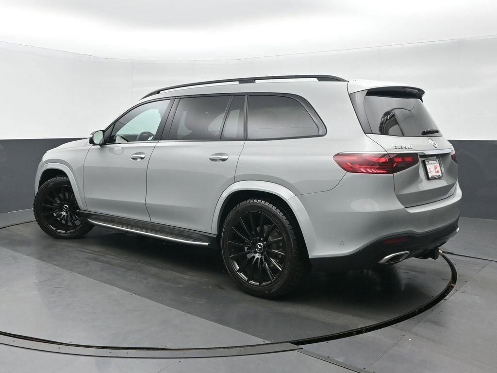 Used 2024 Mercedes-Benz GLS 580 4MATIC image 5