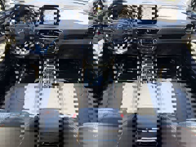 Used 2019 Hyundai Santa Fe AWD image 12