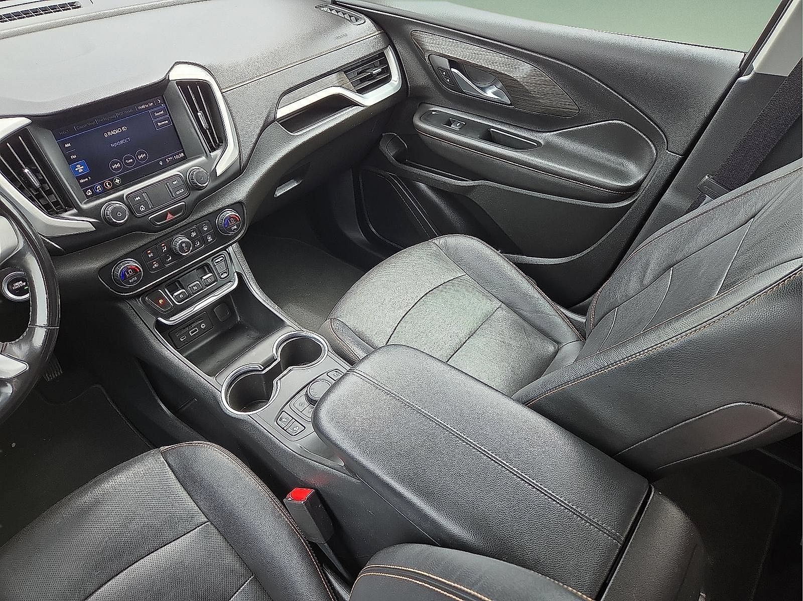 Certified 2020 GMC Terrain SLT FWD image 9