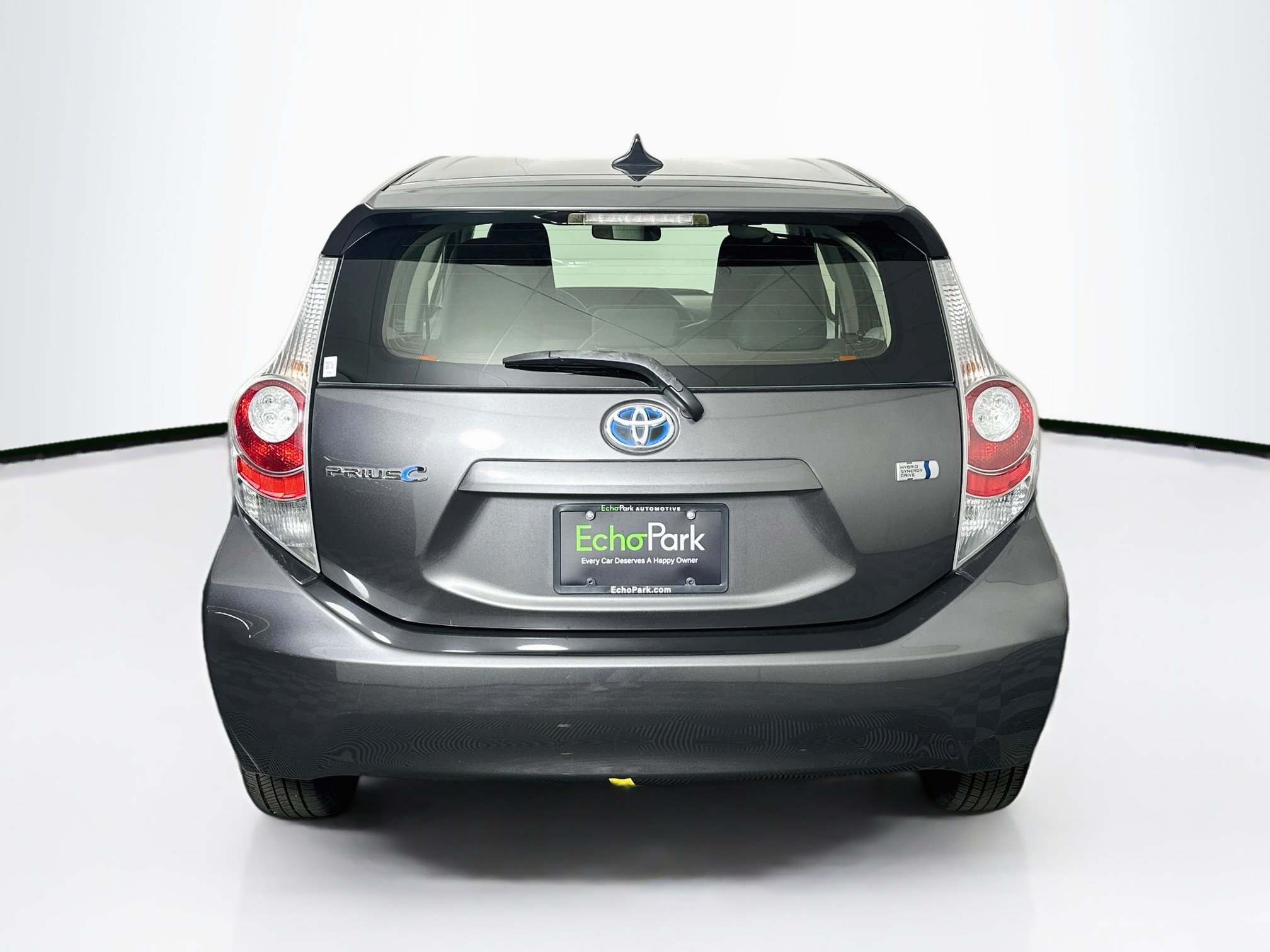 Used 2014 Toyota Prius C One FWD image 7