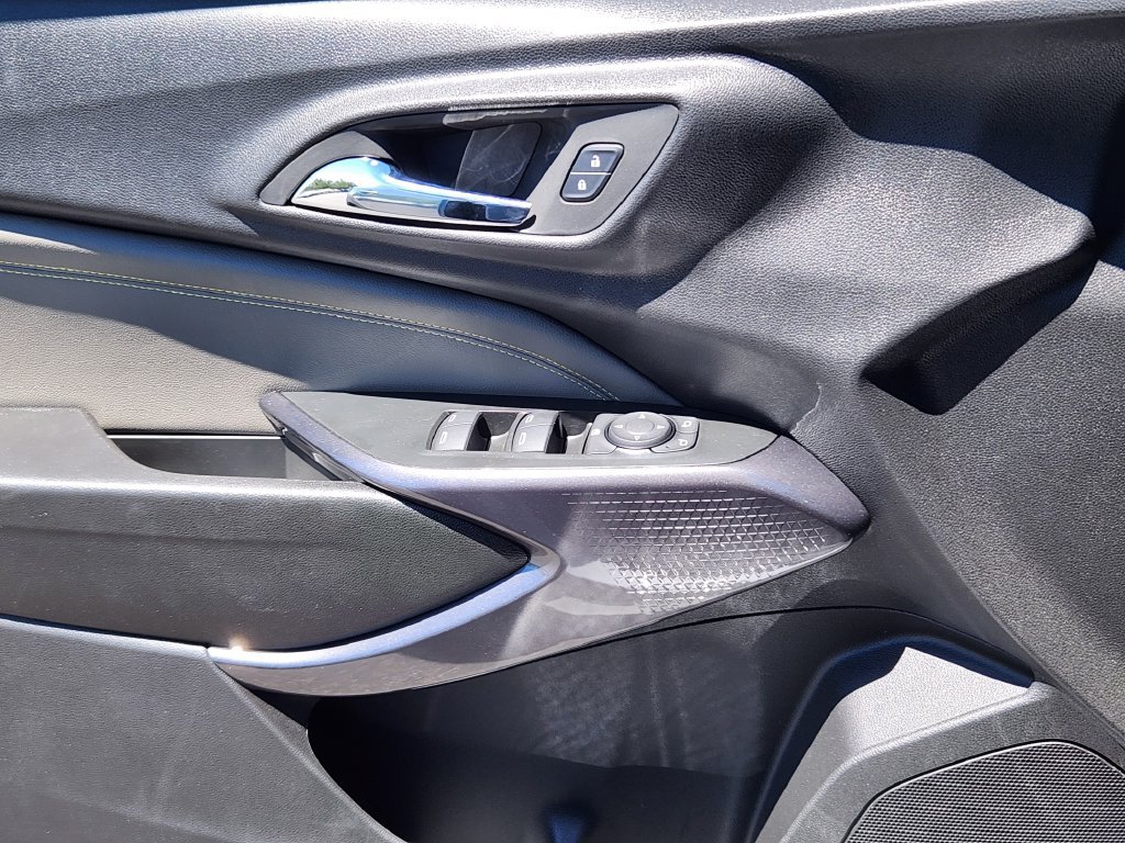 New 2026 Chevrolet Trax ACTIV w/ Driver Confidence Package FWD image 7