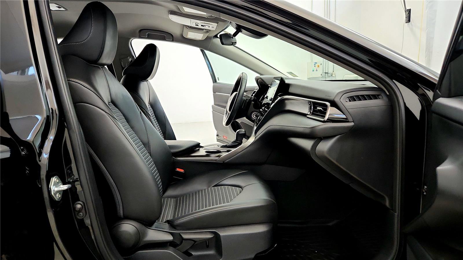 Certified 2023 Toyota Camry SE image 17