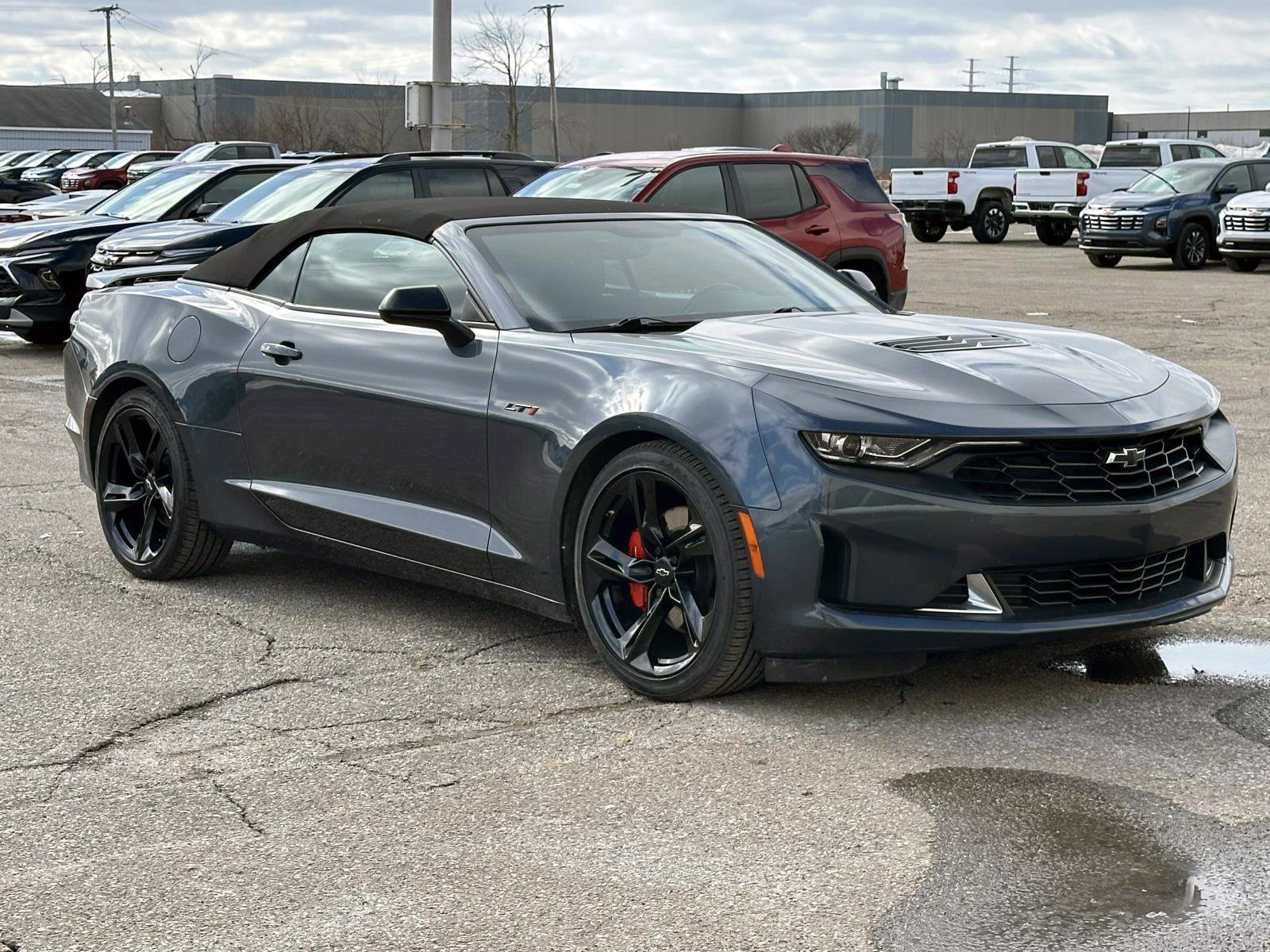 Used 2023 Chevrolet Camaro LT w/ RS Package image 6