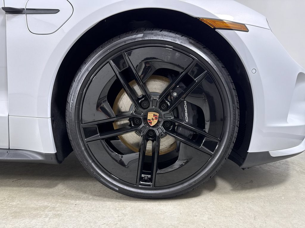 New 2026 Porsche Taycan AWD/4WD image 15
