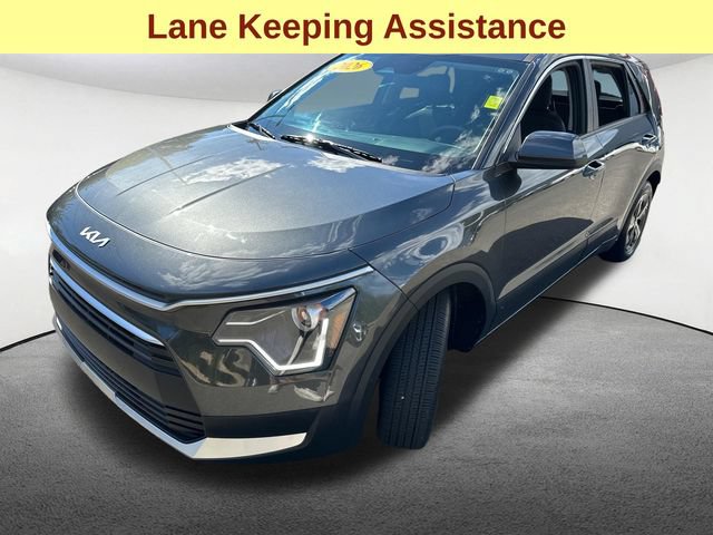 Used 2026 Kia Niro LX FWD image 5