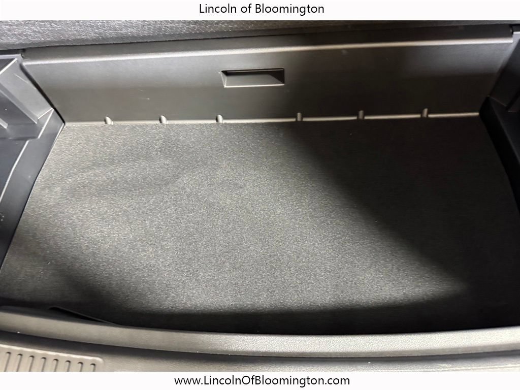 New 2026 Lincoln Aviator AWD w/ Jet Appearance Package image 24