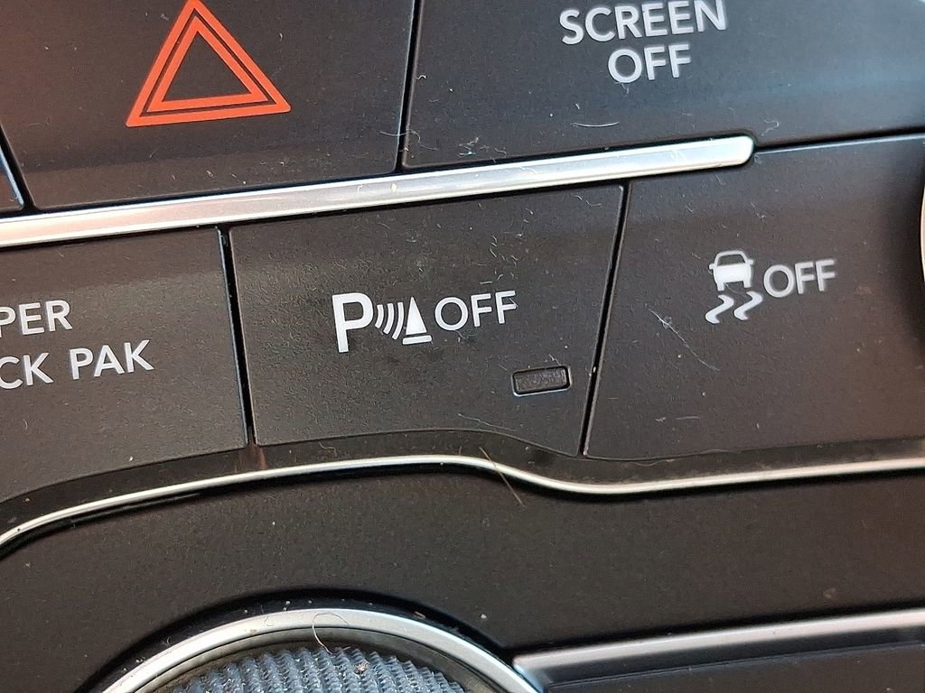 Used 2023 Dodge Charger SXT w/ Cold Weather Package image 18