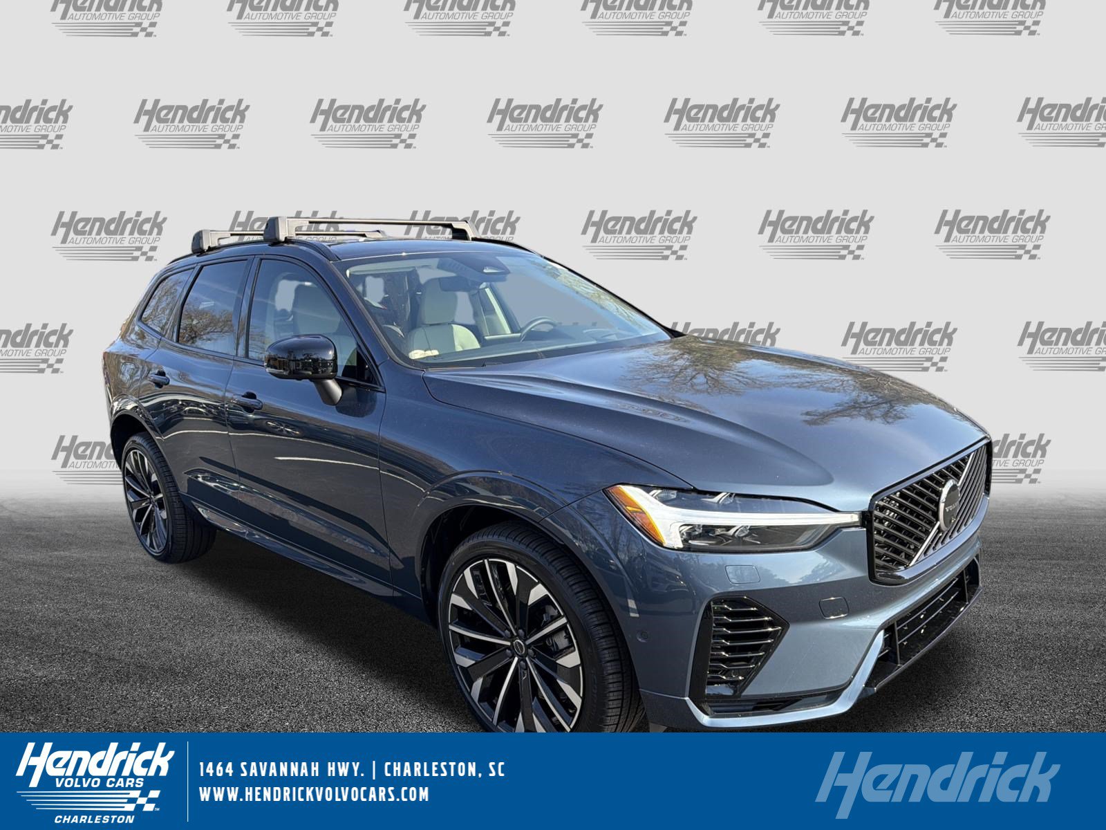 Used 2026 Volvo XC60 T8 Ultra w/ Protection Package Premier AWD/4WD image 1