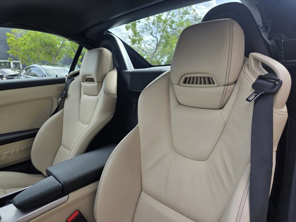 Used 2013 Mercedes-Benz SLK 250 image 19