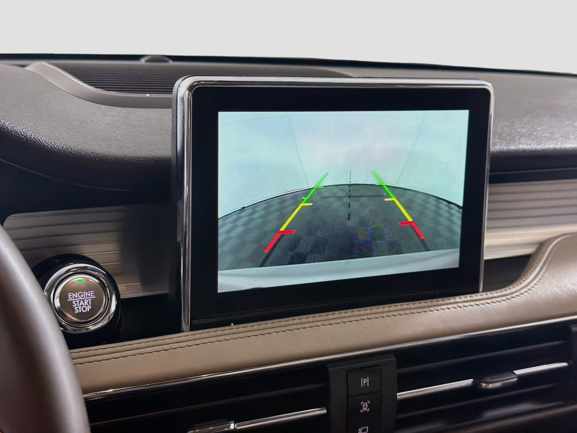 Used 2022 Lincoln Corsair FWD image 22