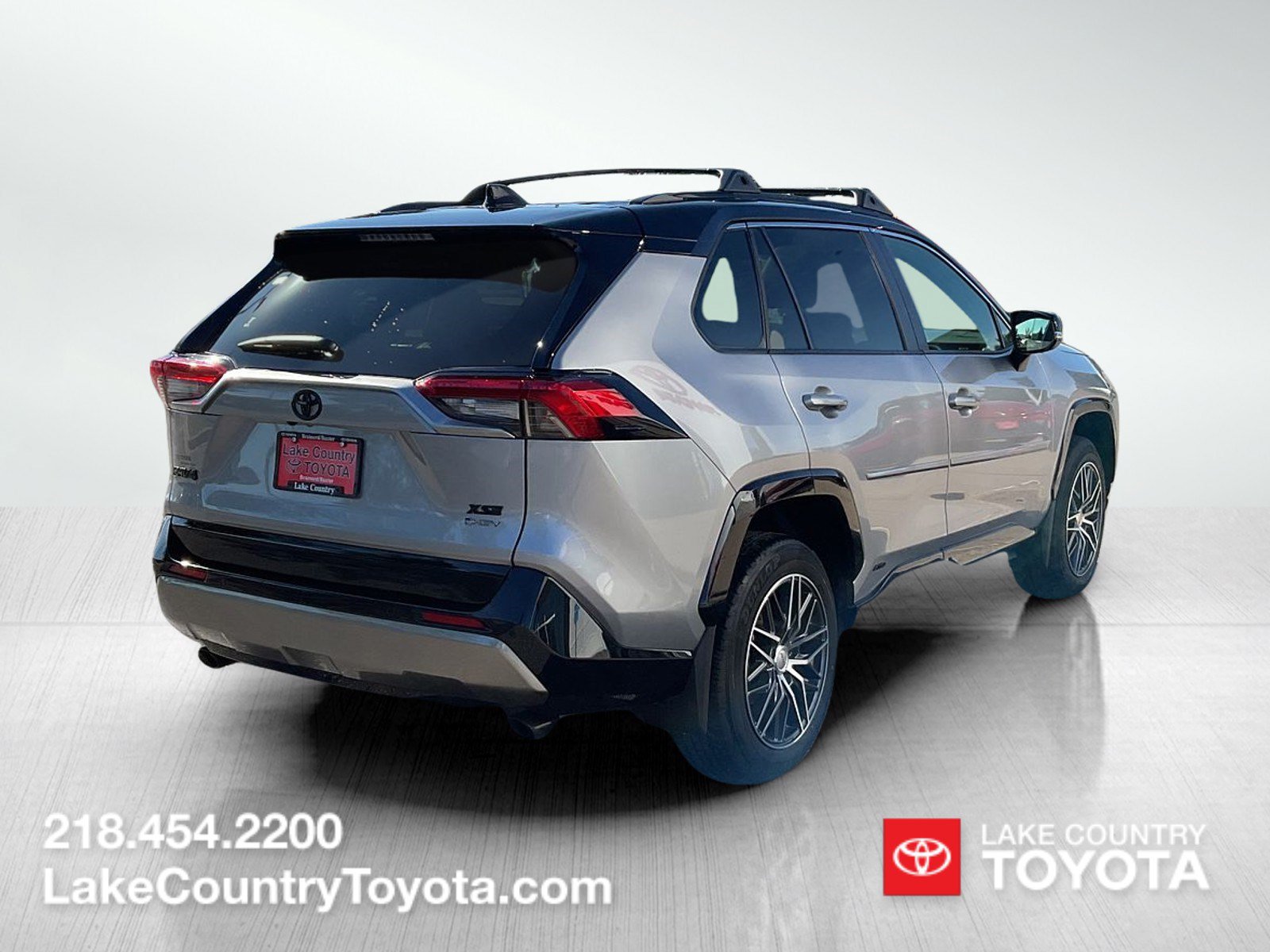 Used 2025 Toyota RAV4 XSE w/ Advanced Technology Package AWD/4WD image 5