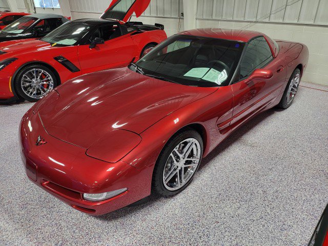Used 2002 Chevrolet Corvette Coupe w/ Preferred Equipment Group2 image 2