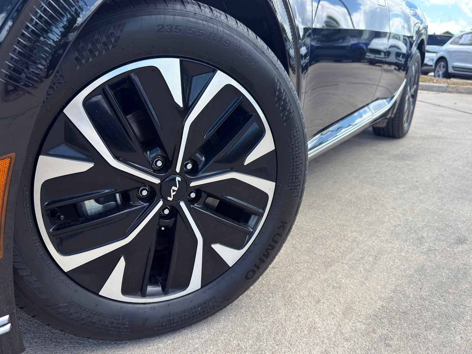 Certified 2024 Kia EV6 Wind RWD image 4
