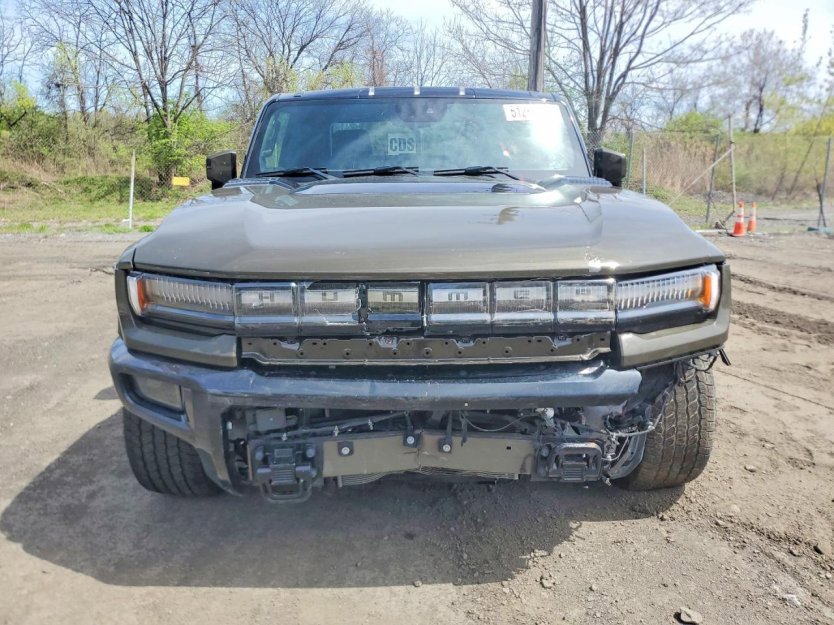 Used 2024 GMC Hummer EV 3X AWD/4WD image 2