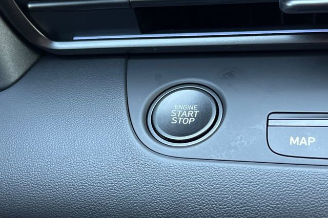 New 2025 Hyundai Elantra SEL image 22