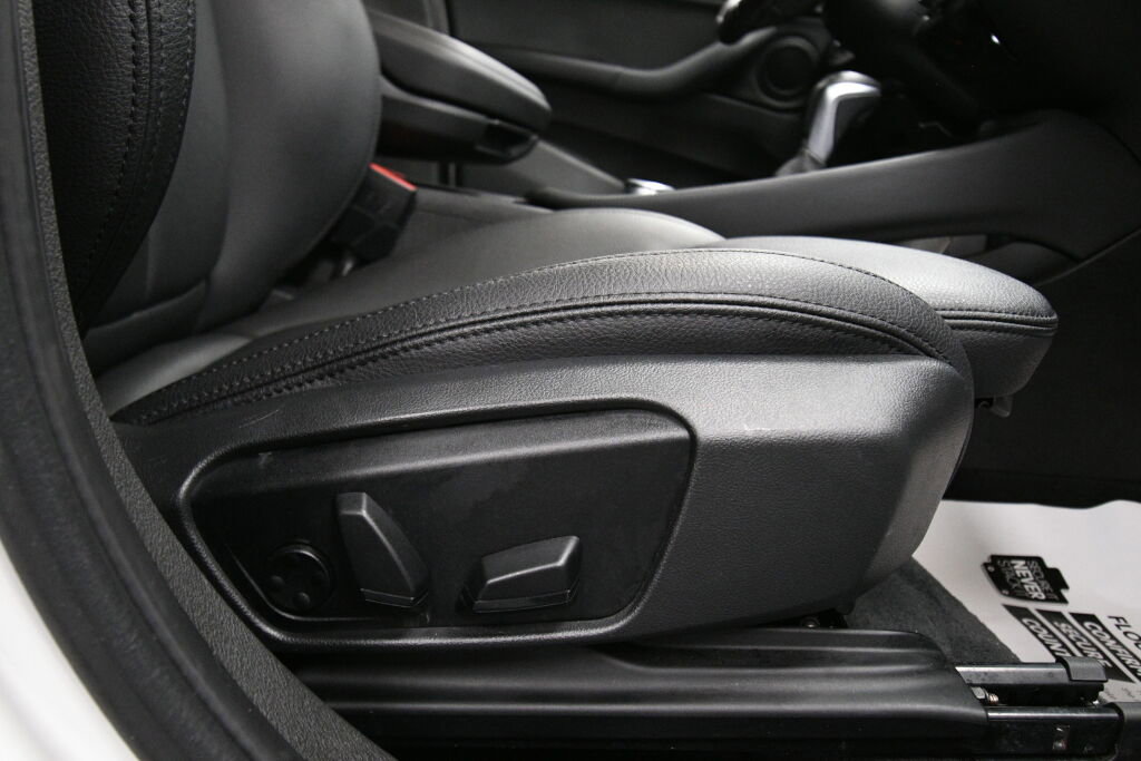 Used 2019 BMW X1 xDrive28i w/ Convenience Package image 29