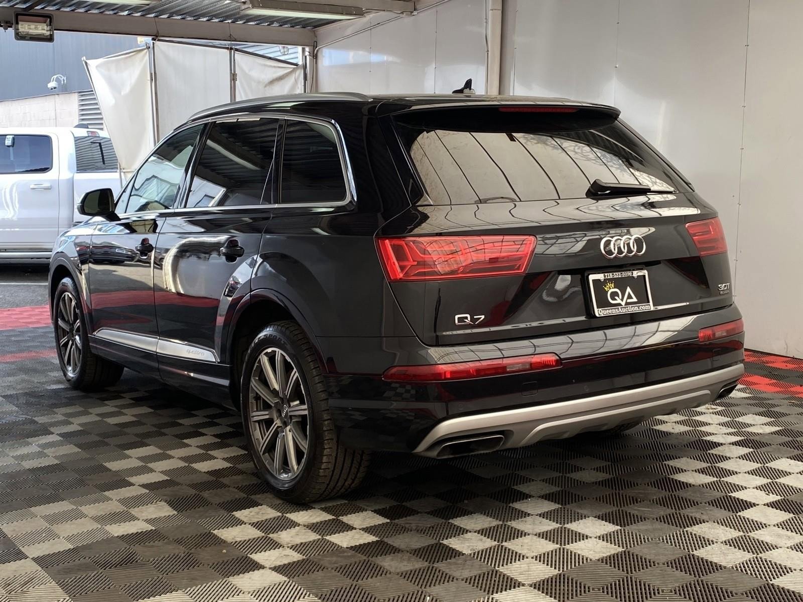 Used 2018 Audi Q7 3.0T Prestige image 4