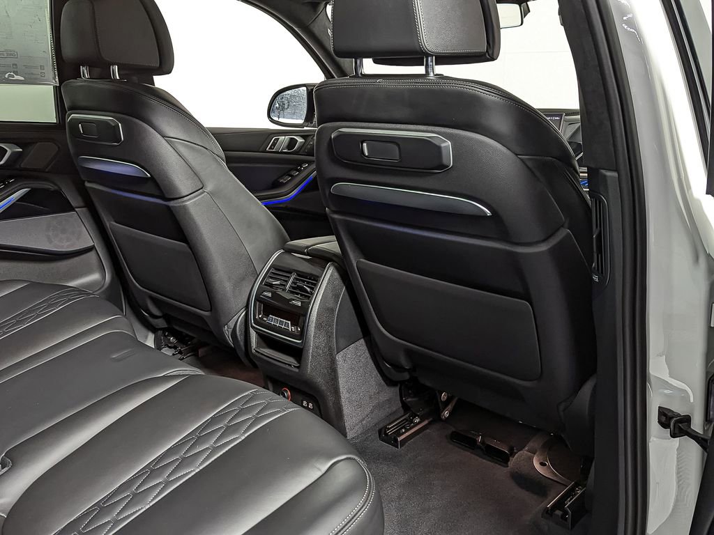 Certified 2025 BMW X7 M60i w/ Executive Package image 48