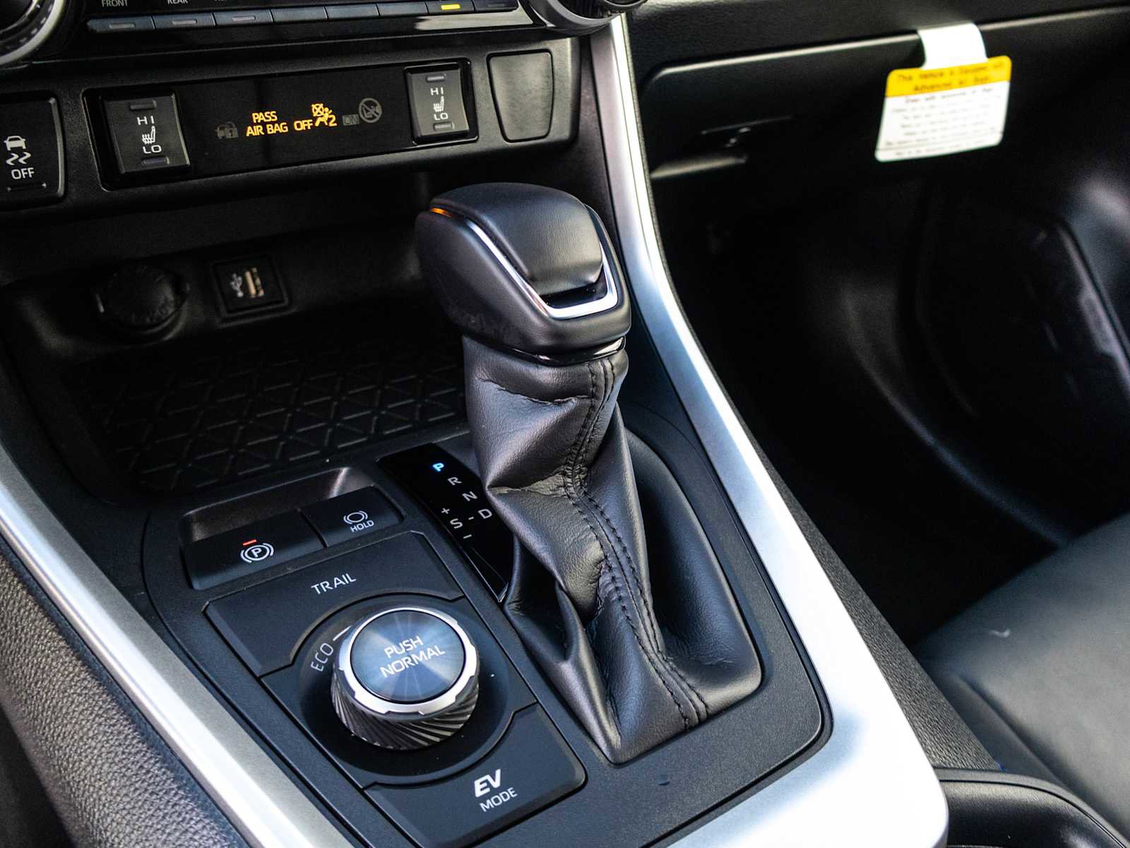 Used 2025 Toyota RAV4 XSE image 24