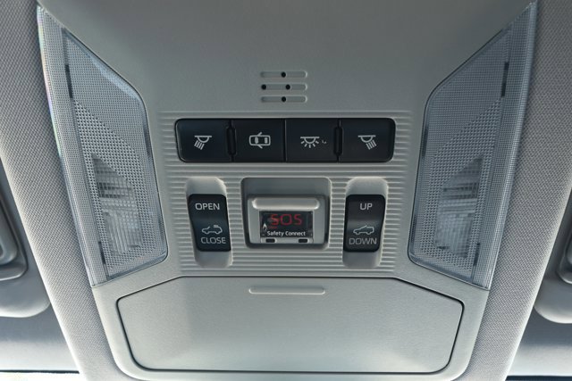 Used 2019 Toyota RAV4 XLE FWD image 20