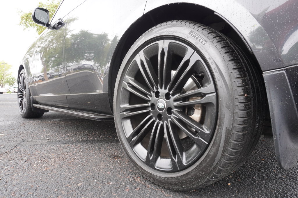 Used 2023 Land Rover Range Rover SE AWD/4WD image 7