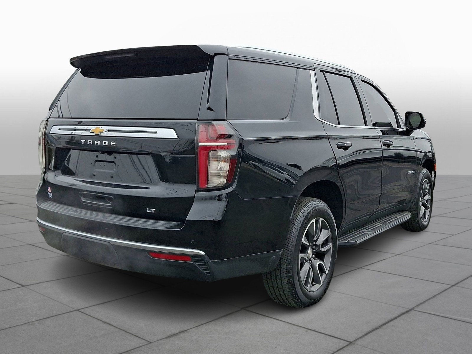 Used 2021 Chevrolet Tahoe LT w/ Luxury Package image 7