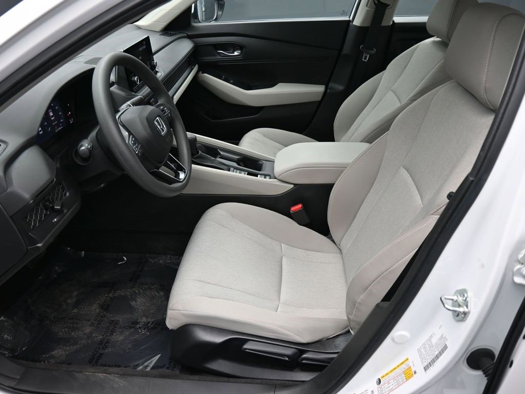 Certified 2024 Honda Accord LX image 31