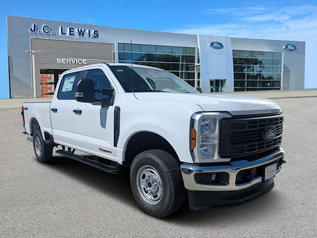 New 2027 Ford F250 XL w/ 360-Degree Camera Package