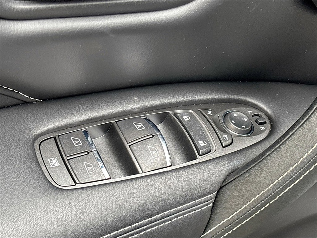 Used 2023 INFINITI QX80 Premium Select w/ Cargo Package image 18