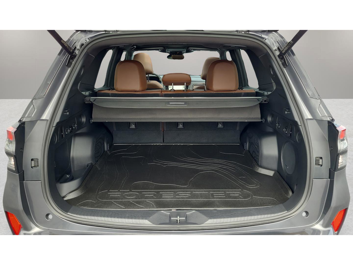 Used 2025 Subaru Forester Touring w/ Touring Package AWD/4WD image 27