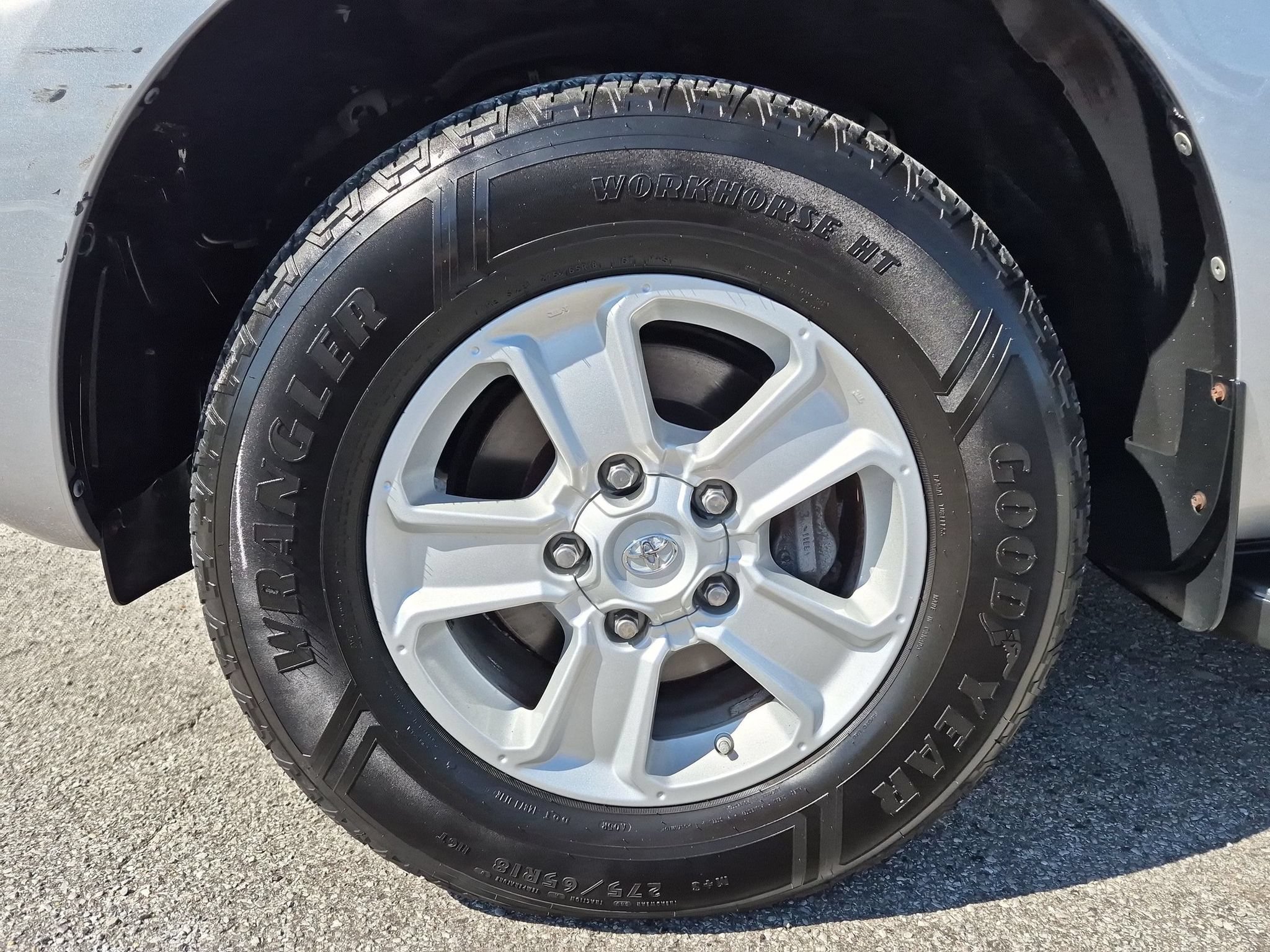 Used 2018 Toyota Sequoia SR5 w/ Premium Package AWD/4WD image 21