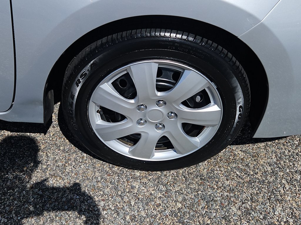 Used 2019 Toyota Corolla LE FWD image 10