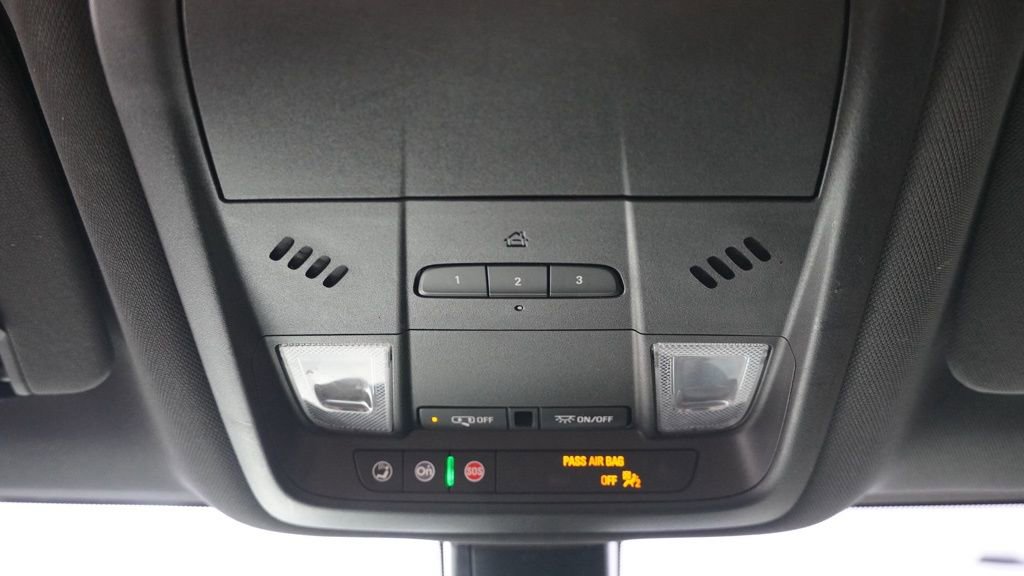 Used 2020 Chevrolet Blazer RS image 38