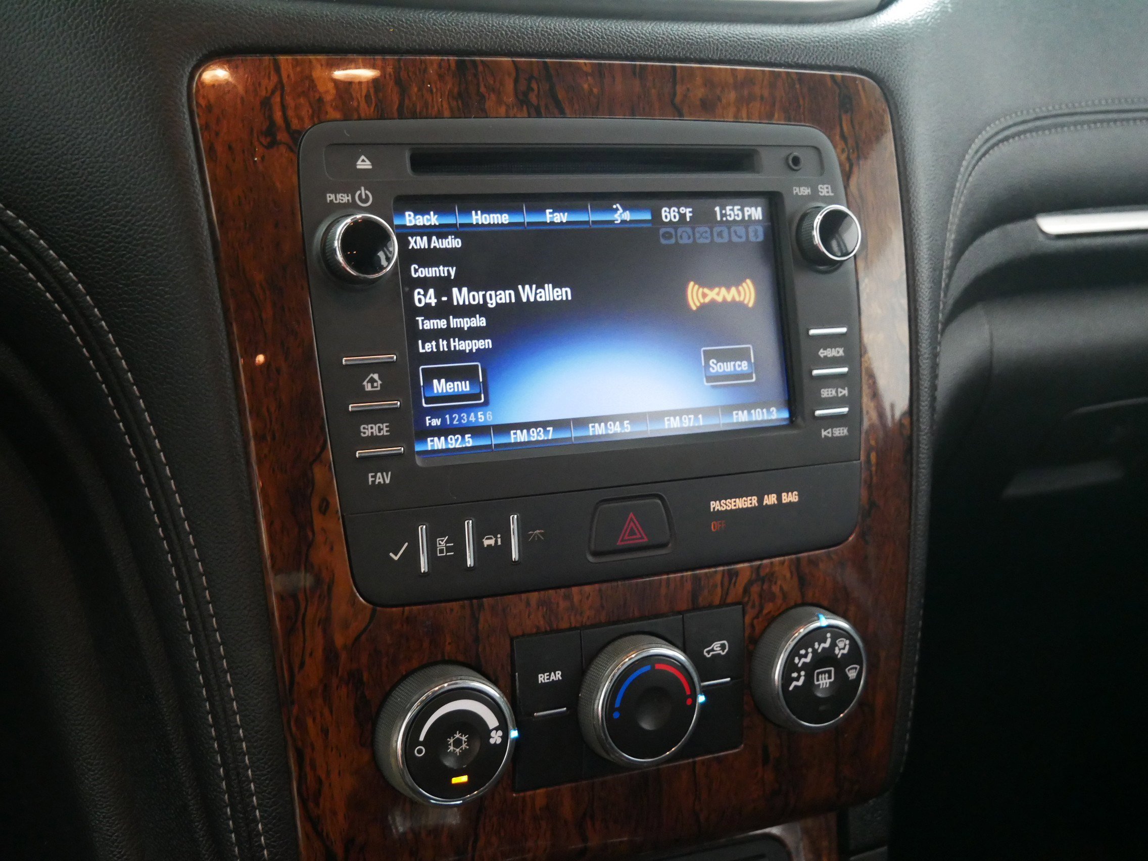 Used 2013 Chevrolet Traverse LT w/ All-Star Edition AWD/4WD image 22