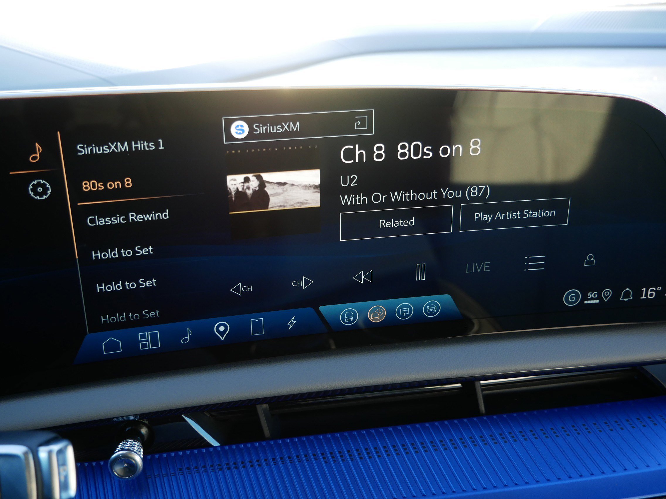 New 2026 Cadillac Optiq Sport 2 image 20