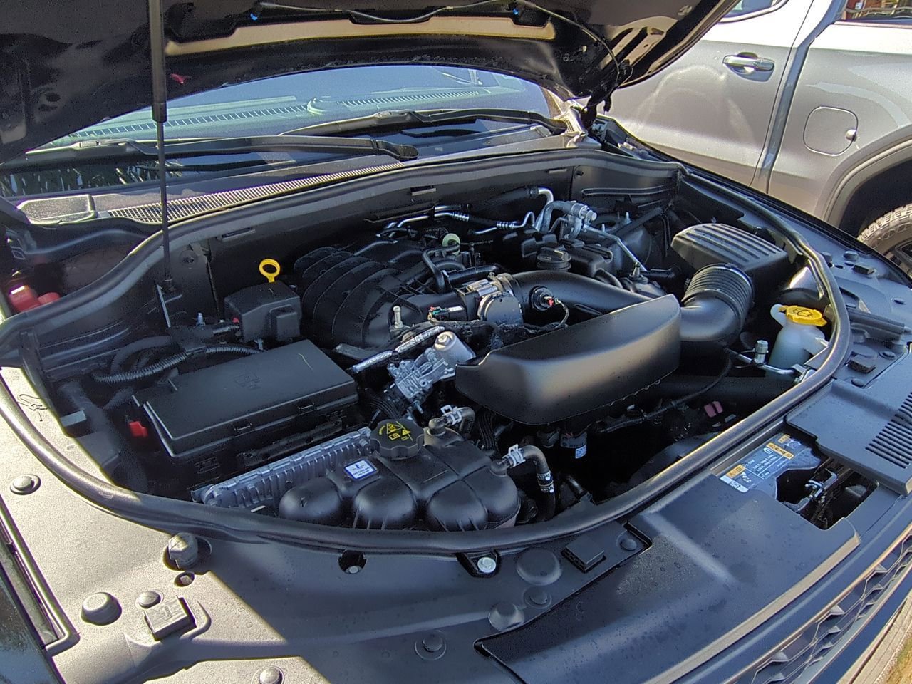 Used 2025 Dodge Durango GT AWD/4WD image 30