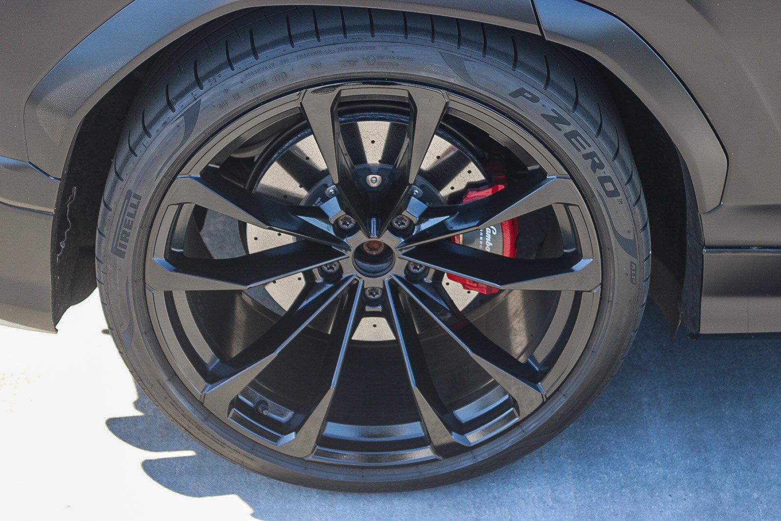 Used 2021 Lamborghini Urus image 16