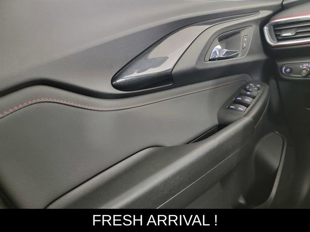 Used 2023 Chevrolet TrailBlazer RS w/ Convenience Package image 32