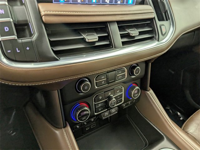 Used 2021 Chevrolet Suburban High Country image 31