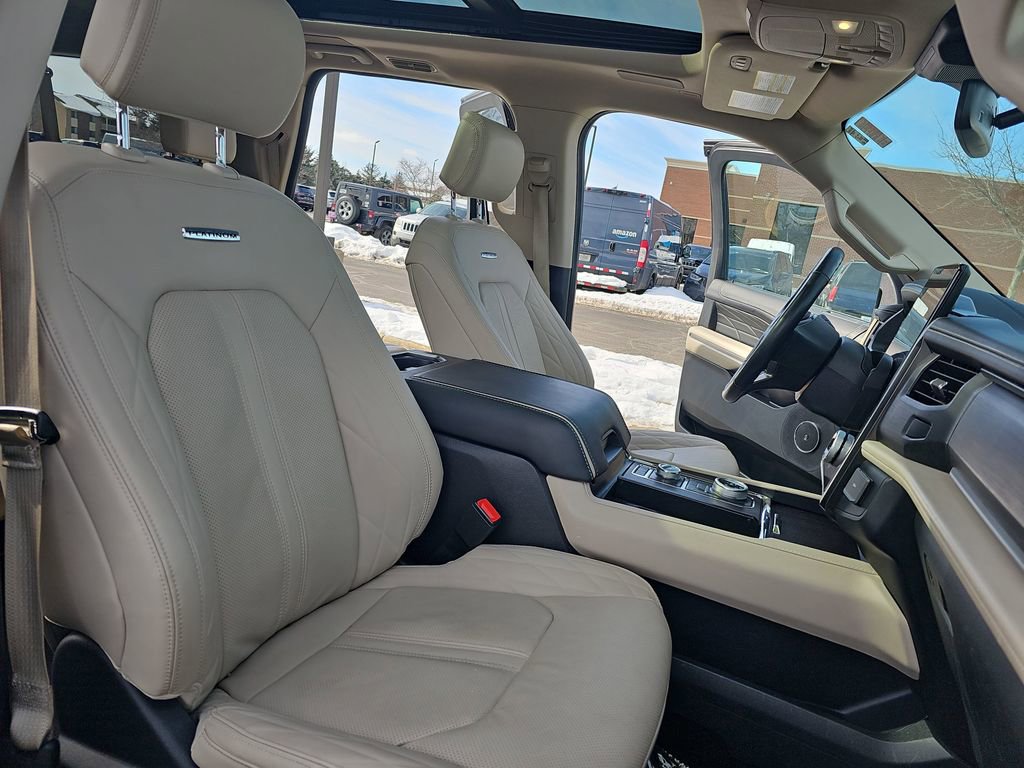 Used 2023 Ford Expedition Max Platinum image 10