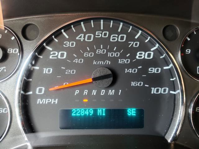 Used 2018 Chevrolet Express 3500 LT w/ LT Preferred Equipment Group RWD image 25