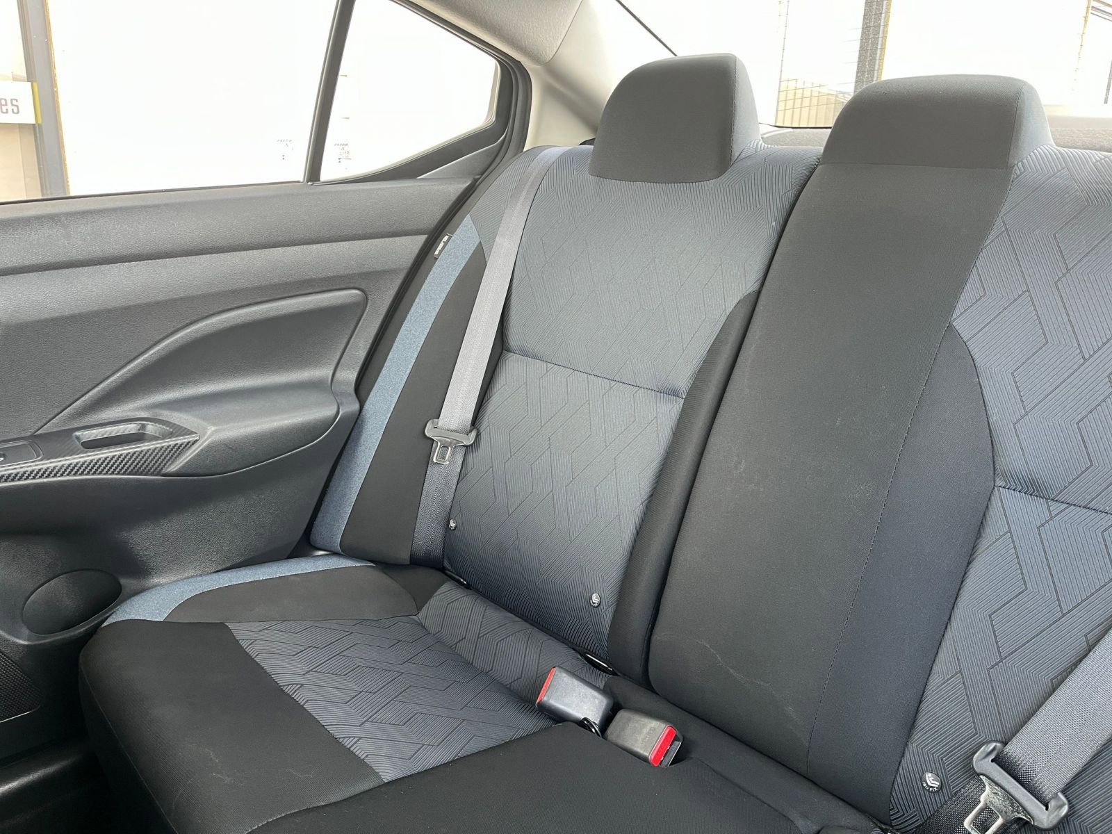 Used 2023 Nissan Versa SV image 37