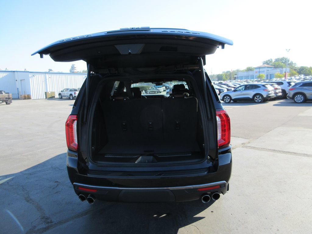 Certified 2024 GMC Yukon Denali Ultimate AWD/4WD image 8