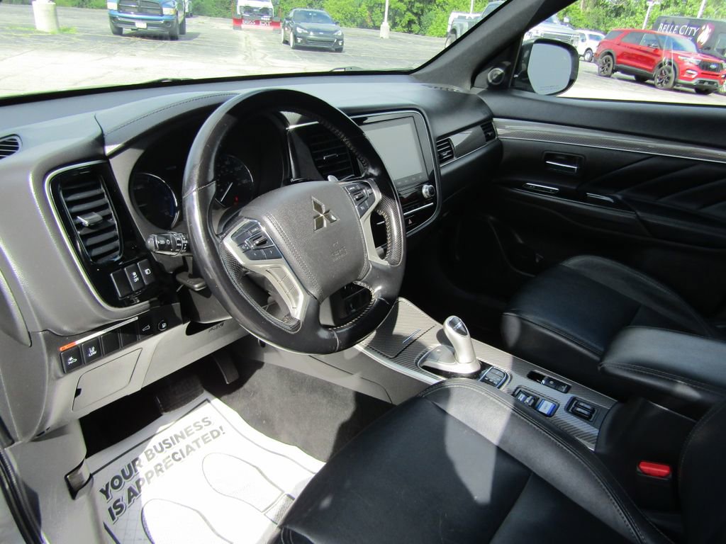 Used 2022 Mitsubishi Outlander SEL image 8