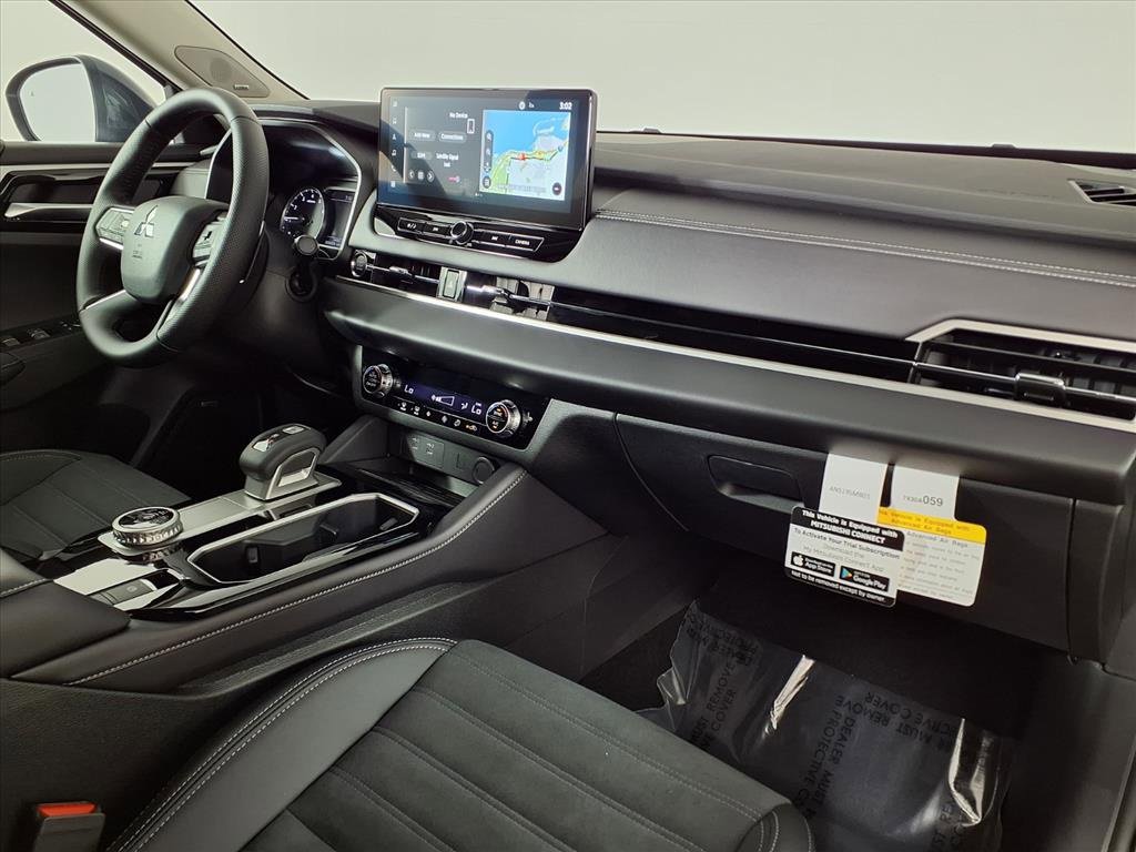 New 2025 Mitsubishi Outlander SE image 7
