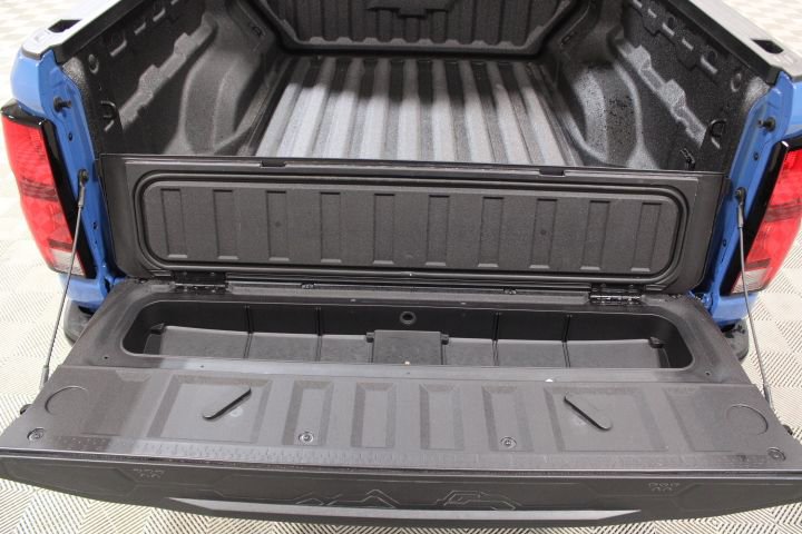 New 2026 Chevrolet Colorado ZR2 w/ Midnight Edition image 20