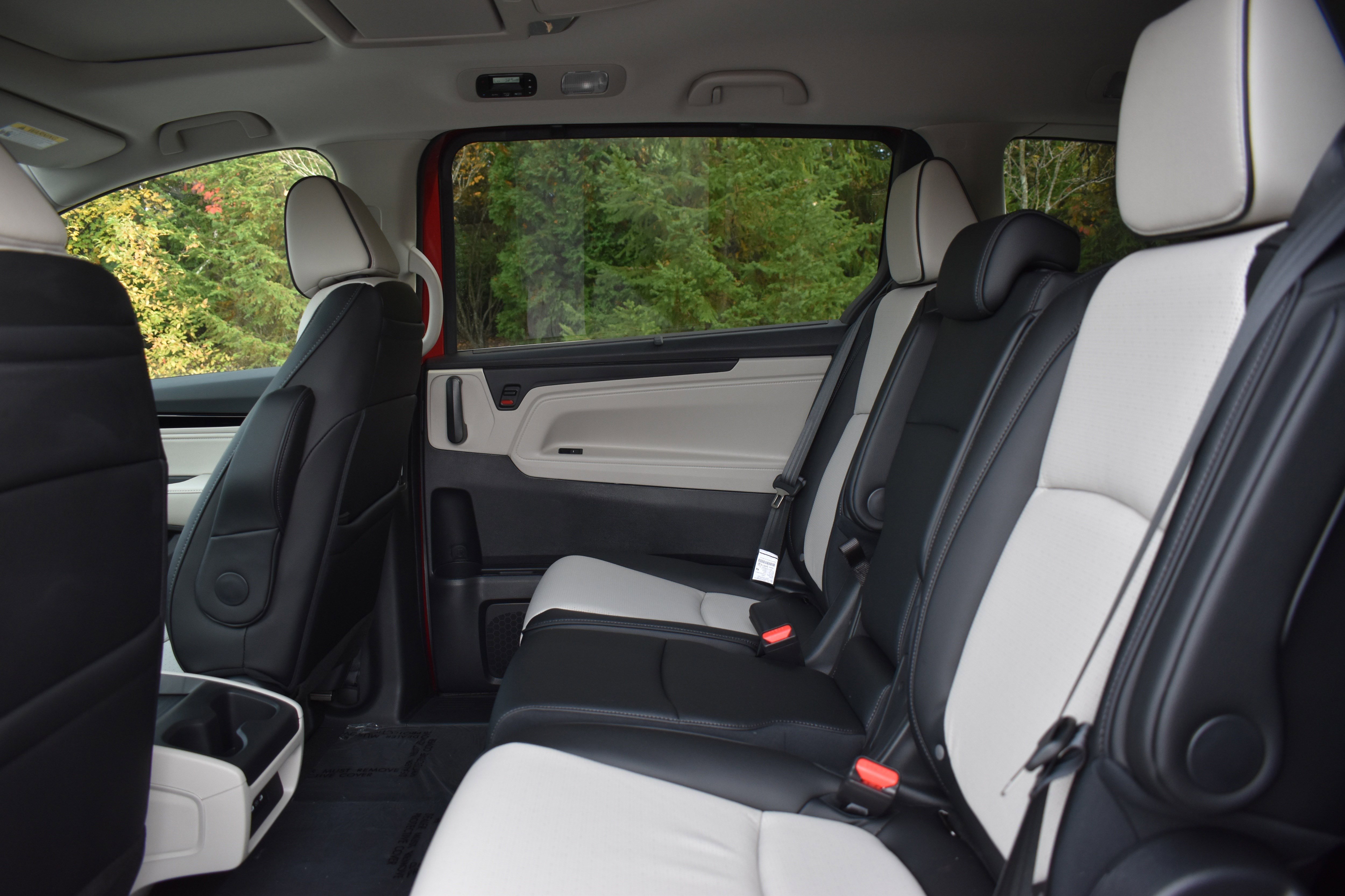 New 2026 Honda Odyssey Elite image 14