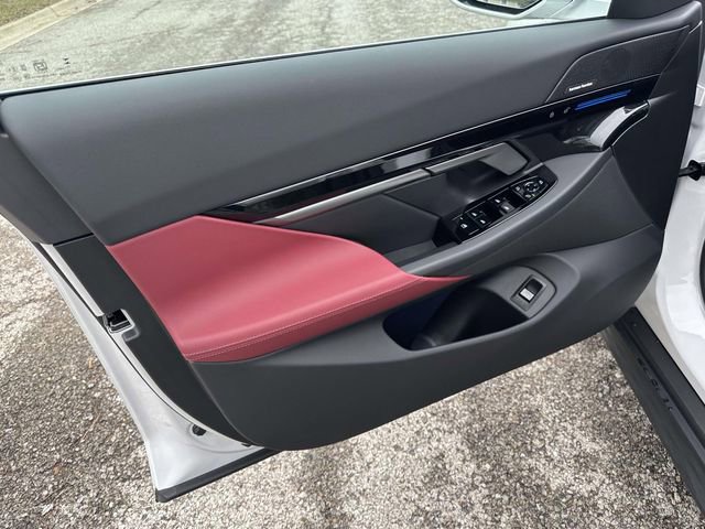 Used 2026 BMW 530i xDrive w/ Premium Package image 23