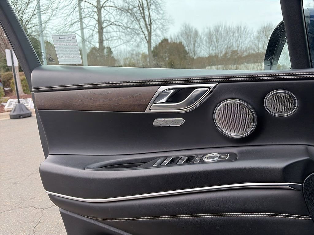 Used 2023 Genesis GV80 2.5T w/ Advanced Package image 10