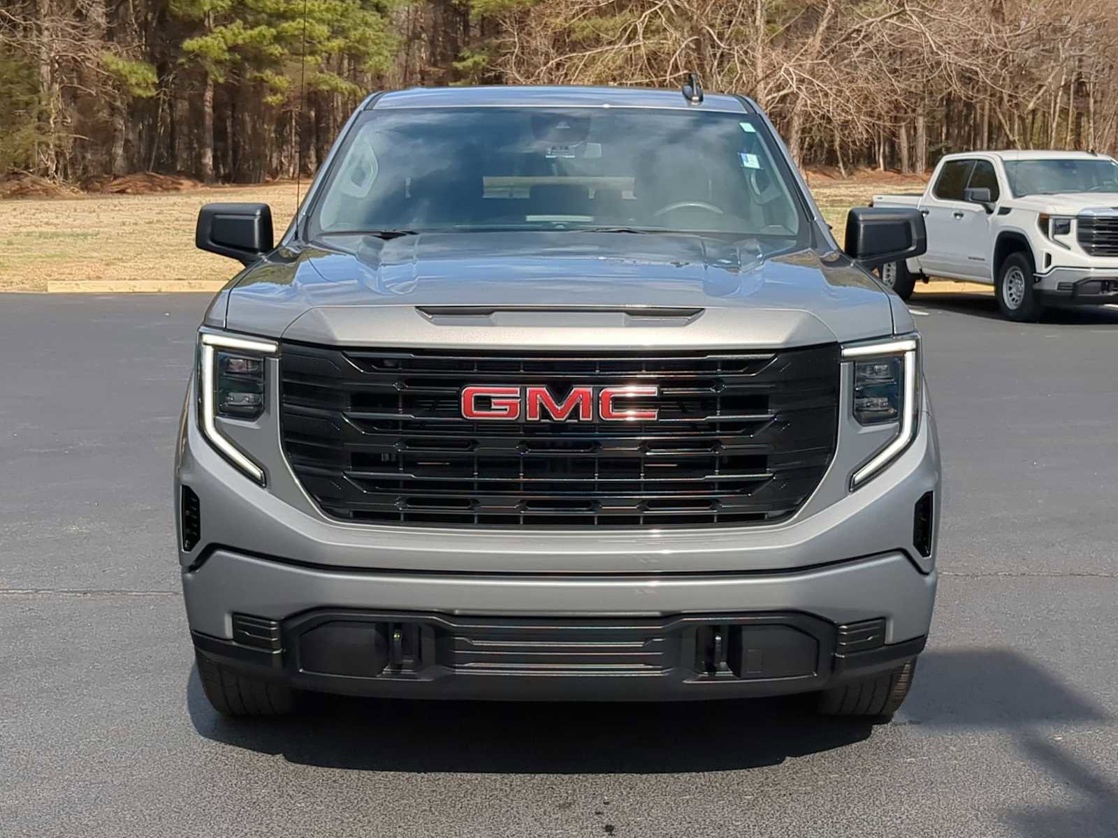 Used 2024 GMC Sierra 1500 Pro w/ Graphite Edition image 3